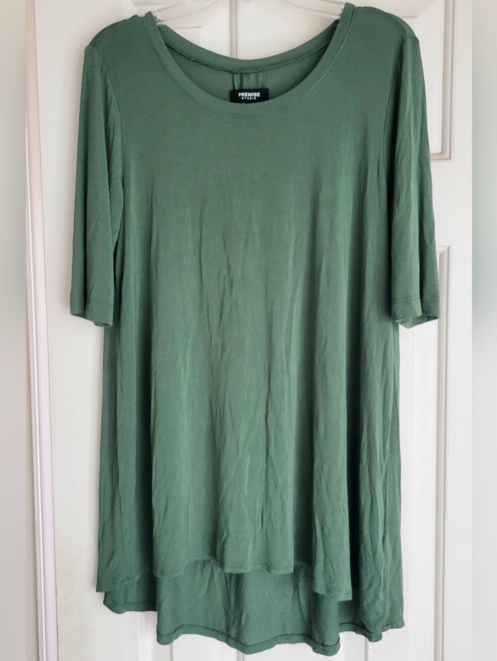 Premise Green Flowy Tunic Top